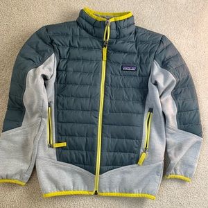 Small 7/8 Patagonia boys jacket